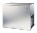Fabricador de hielo Infrico FHCM150HC con condensación por aire o agua y producción de 155 kg diarios